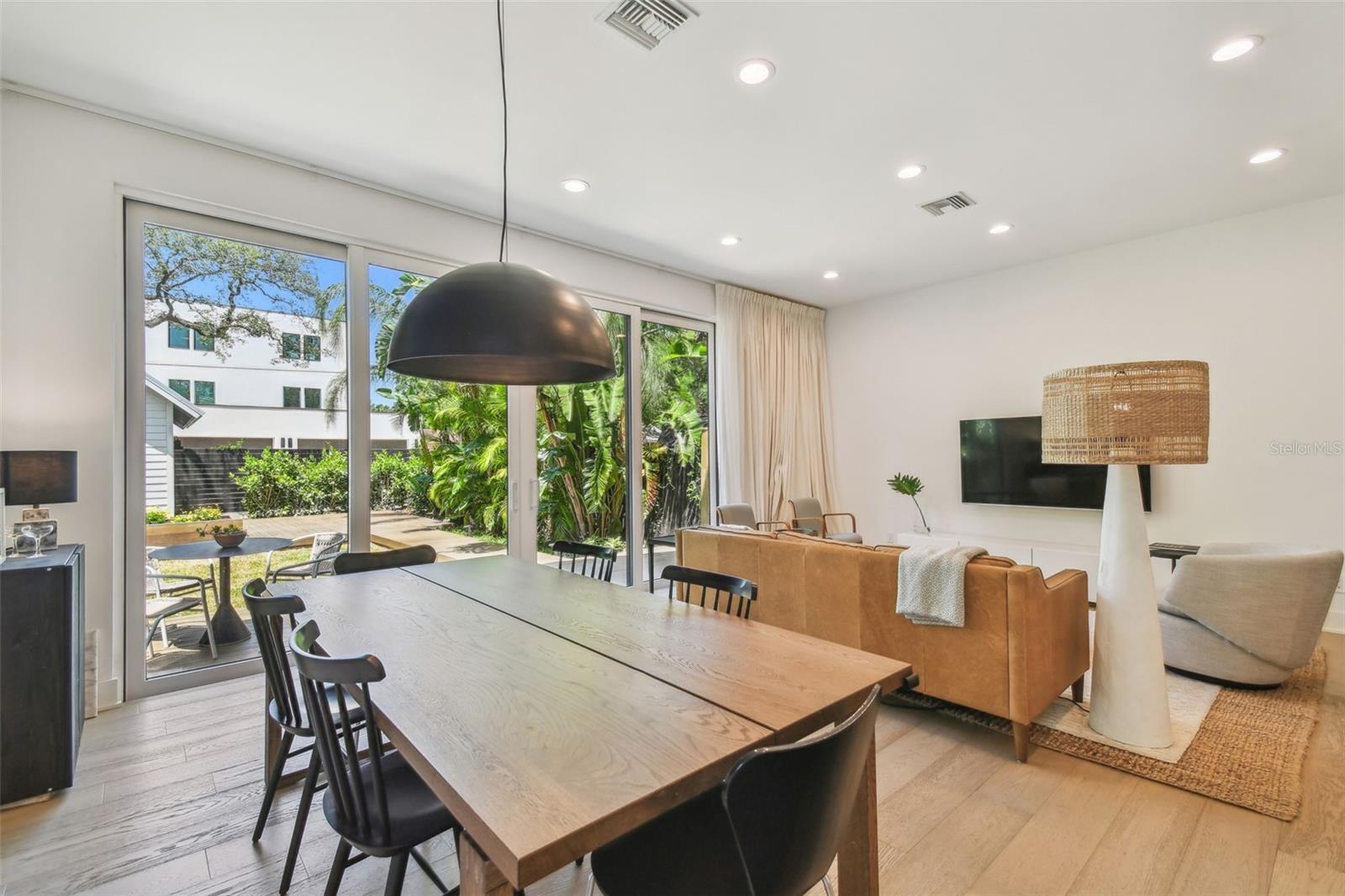 411 W FRANCES AVE #2, TAMPA, FL, 33602