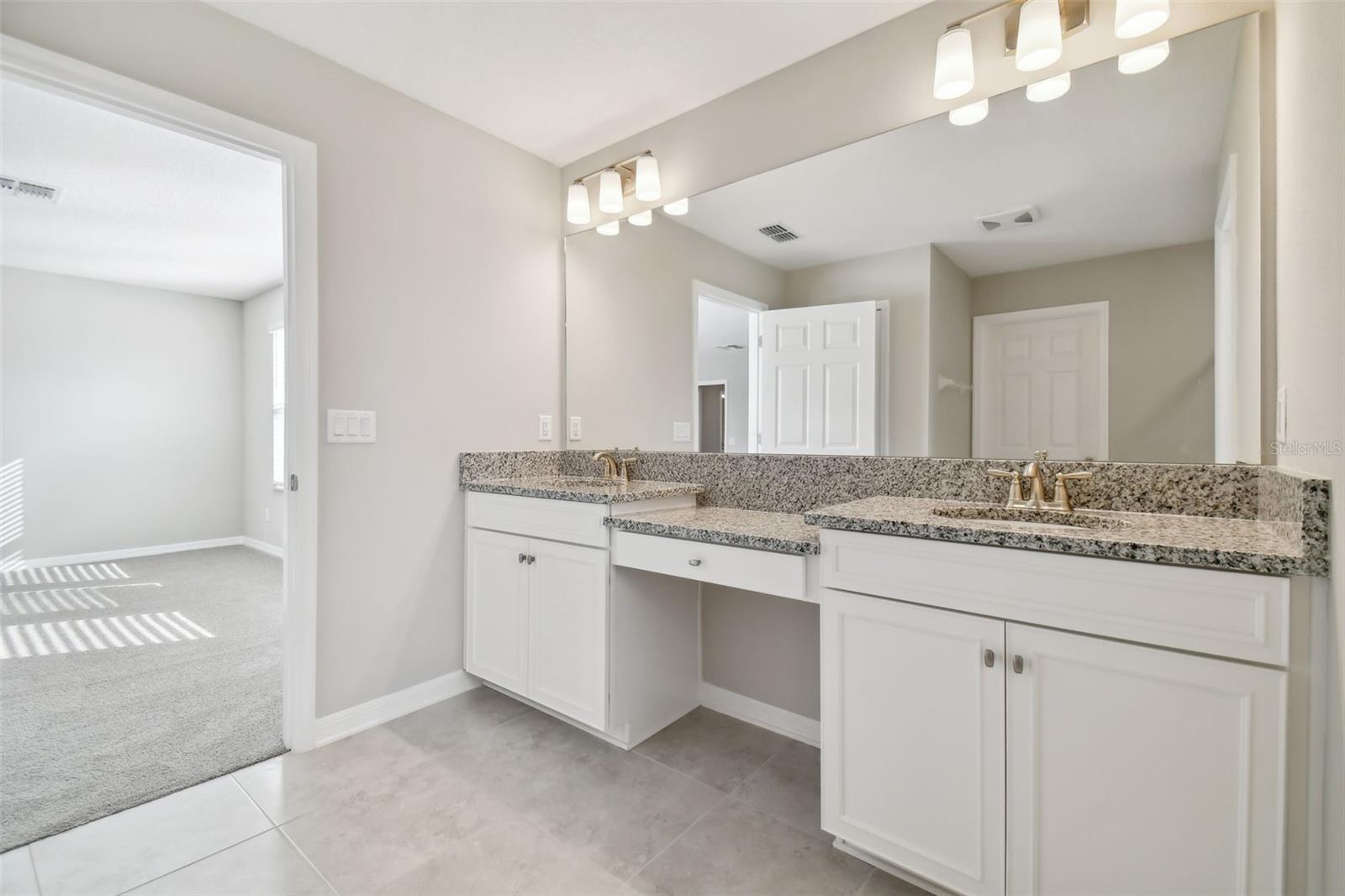 38190 SHALE STONE CT, ZEPHYRHILLS, FL, 33540