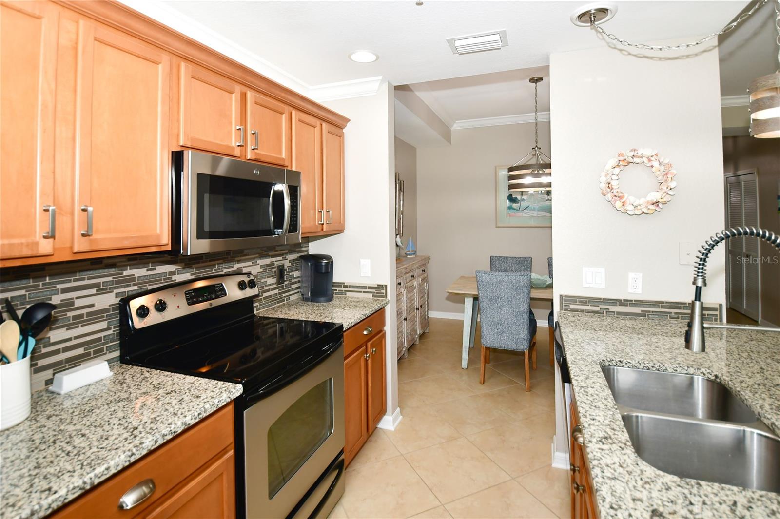 7607 GRAND ESTUARY TRL #102, BRADENTON, FL, 34212