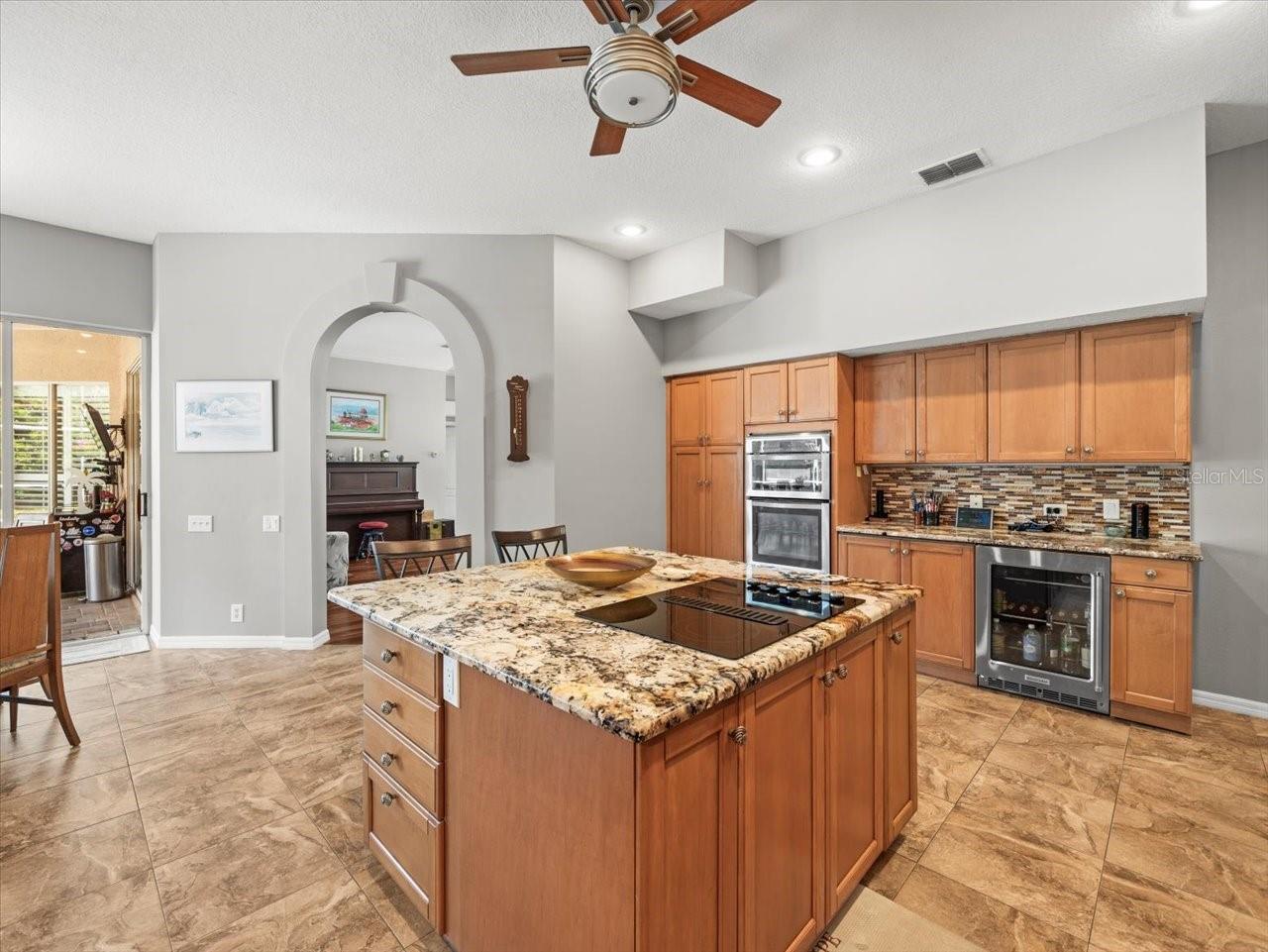 5216 KERNWOOD CT, PALM HARBOR, FL, 34685