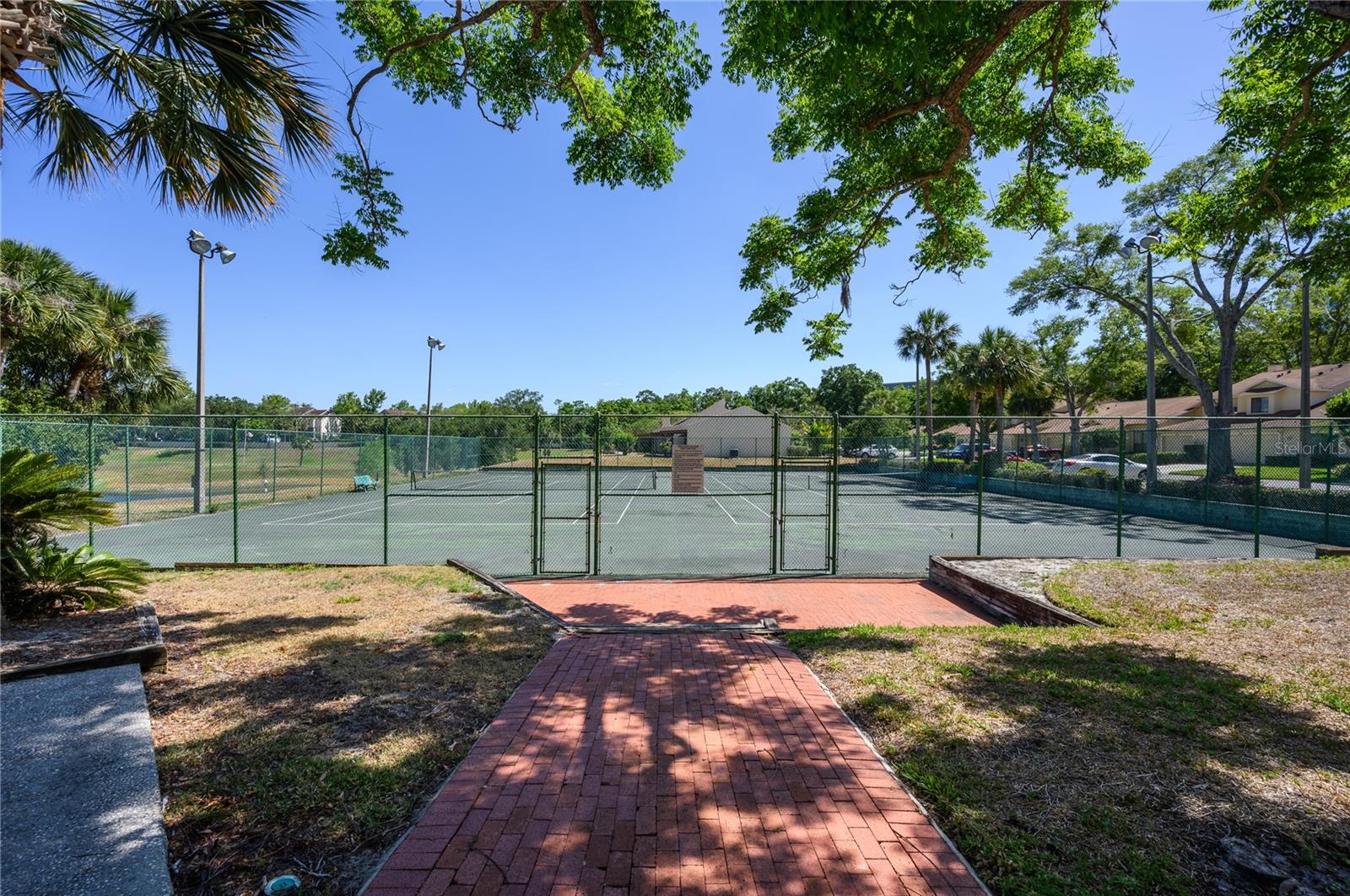 711 SWAN LN, ALTAMONTE SPRINGS, FL, 32701