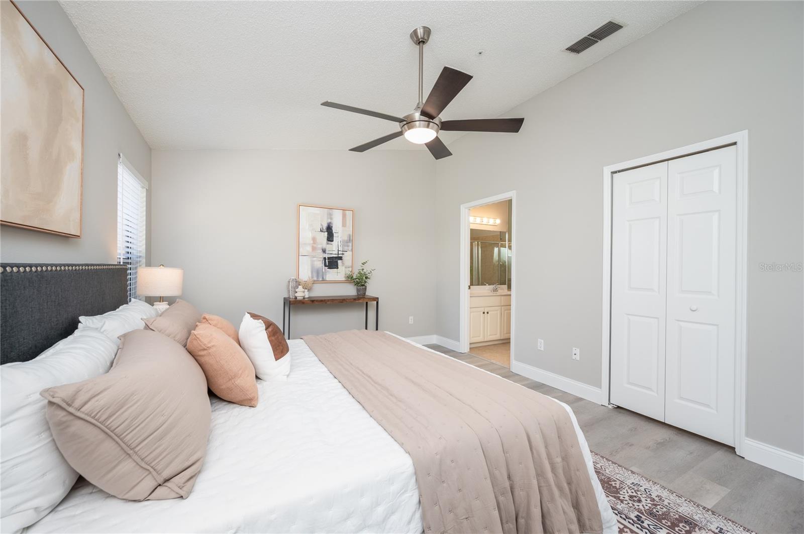 711 SWAN LN, ALTAMONTE SPRINGS, FL, 32701