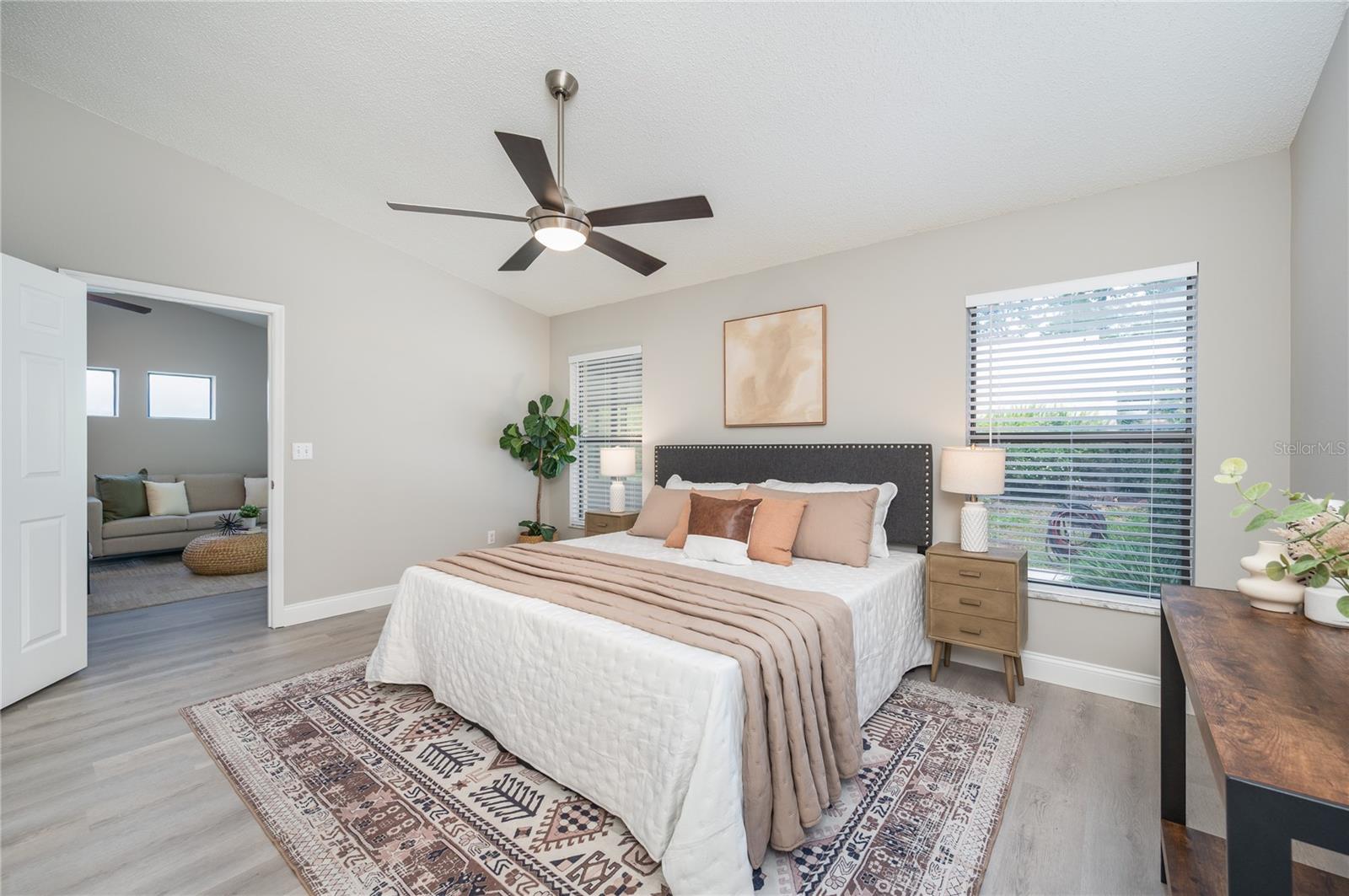 711 SWAN LN, ALTAMONTE SPRINGS, FL, 32701