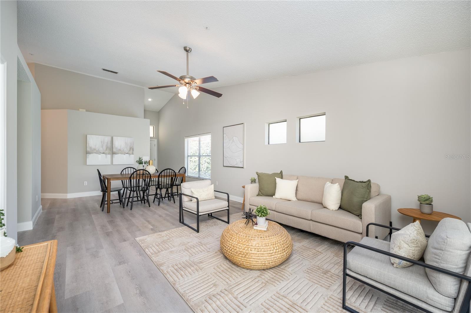 711 SWAN LN, ALTAMONTE SPRINGS, FL, 32701