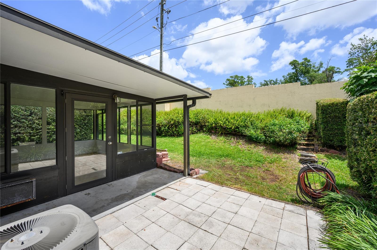 711 SWAN LN, ALTAMONTE SPRINGS, FL, 32701
