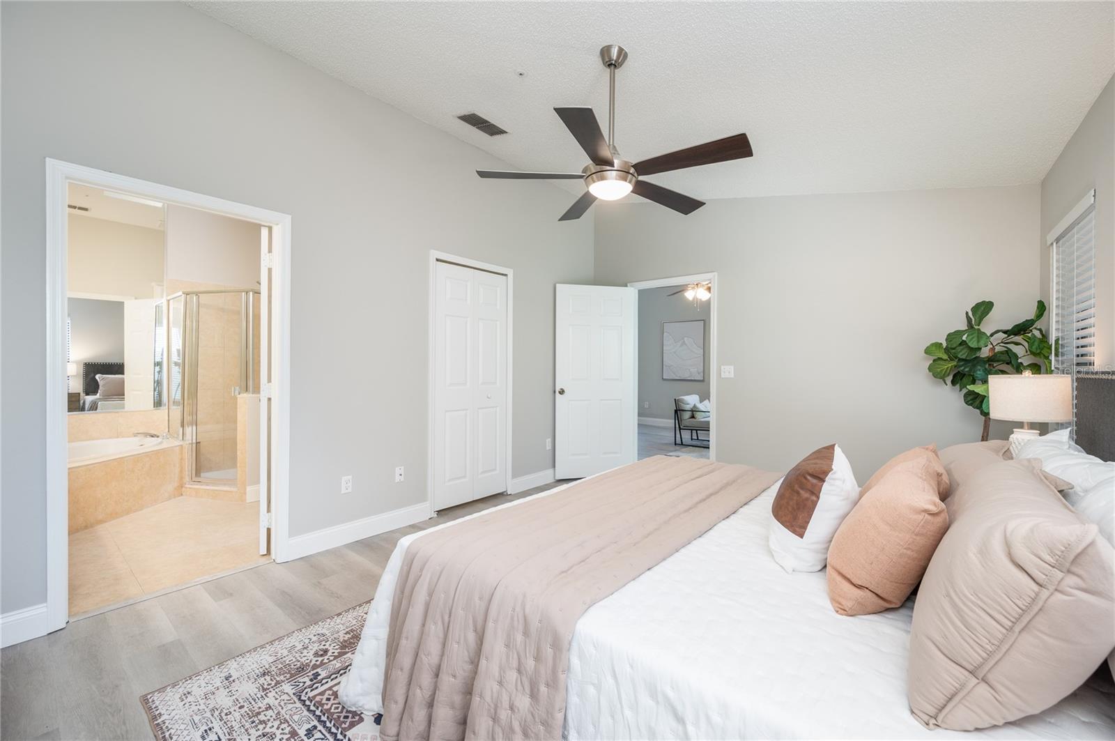 711 SWAN LN, ALTAMONTE SPRINGS, FL, 32701