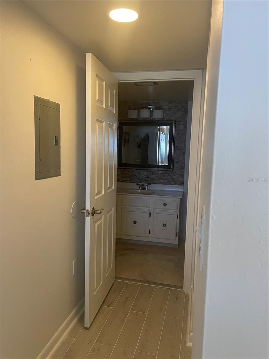 106 1ST ST E #306, ST PETERSBURG, FL, 33715