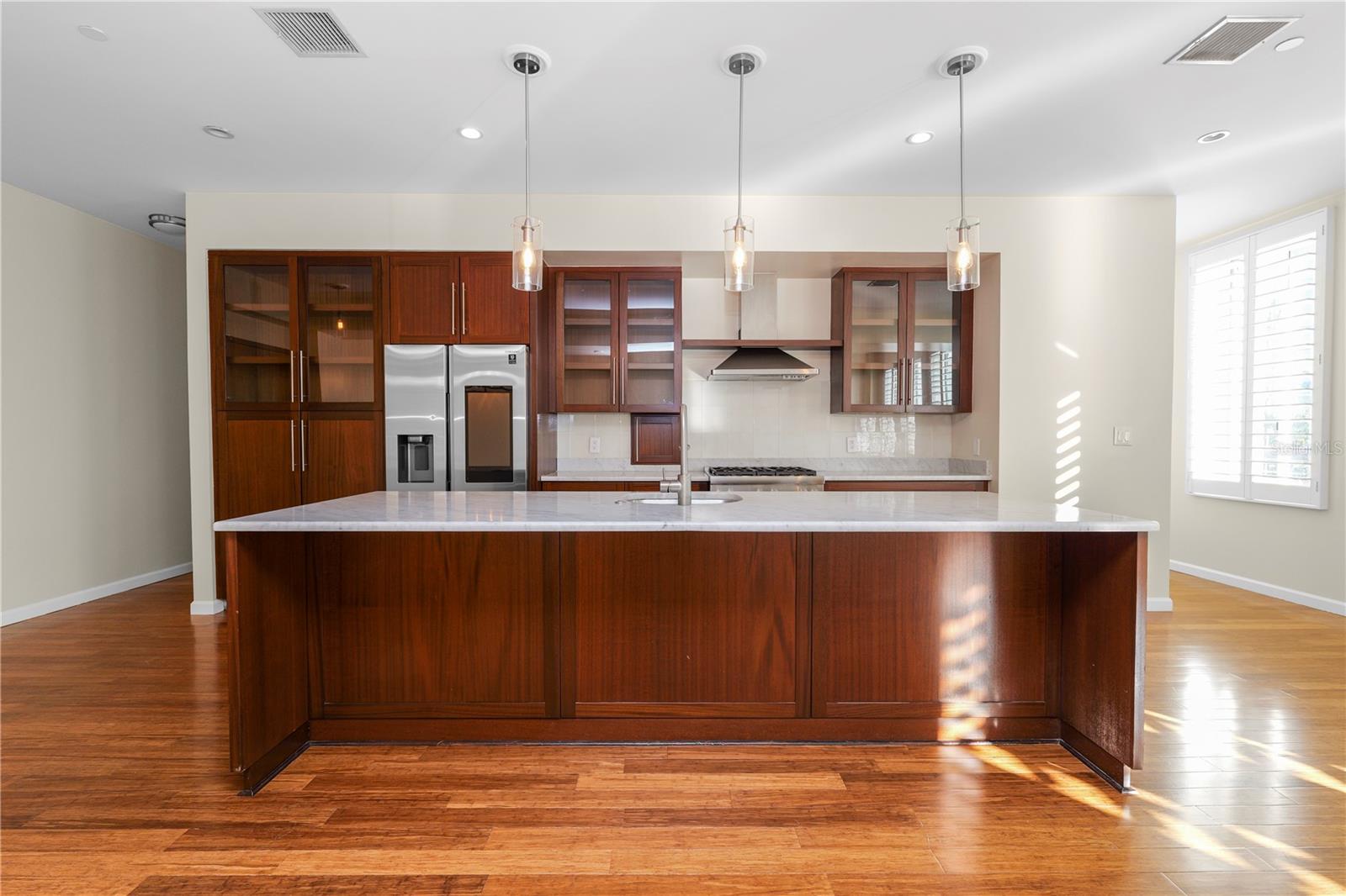 405 CENTRAL AVE #210, ST PETERSBURG, FL, 33701