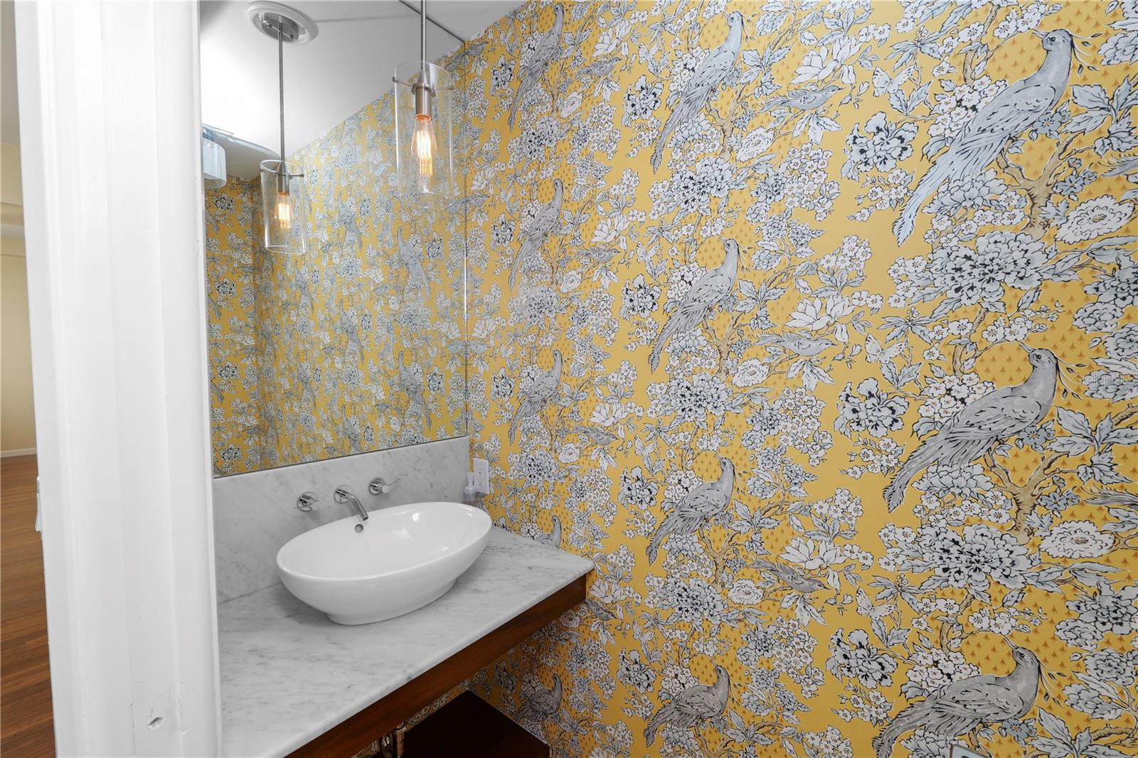 405 CENTRAL AVE #210, ST PETERSBURG, FL, 33701