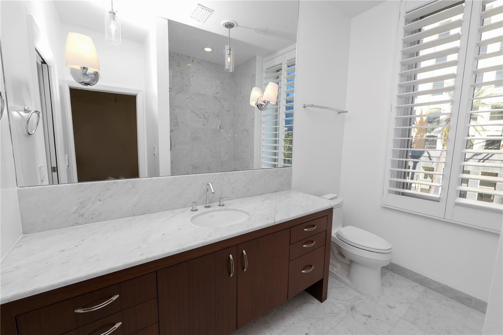 405 CENTRAL AVE #210, ST PETERSBURG, FL, 33701