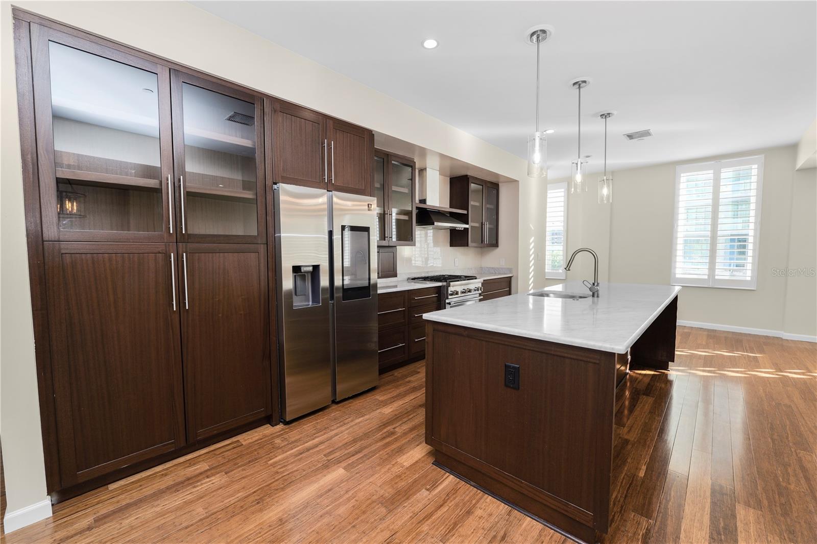 405 CENTRAL AVE #210, ST PETERSBURG, FL, 33701
