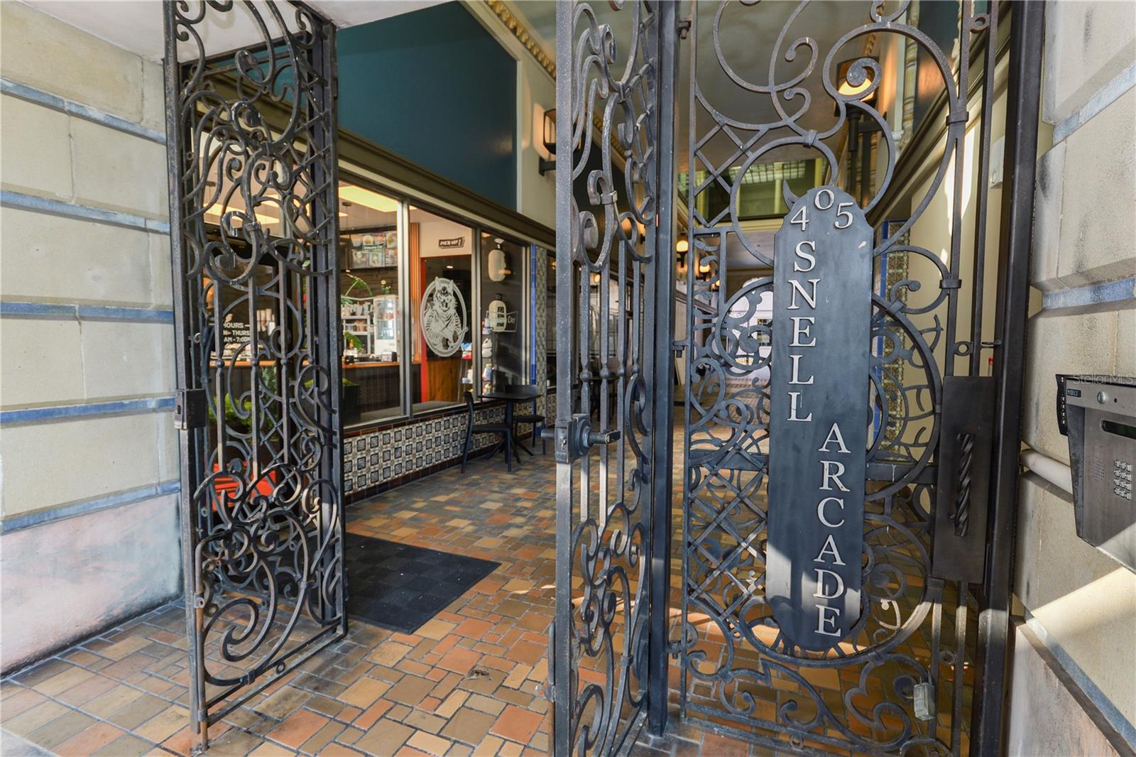 405 CENTRAL AVE #210, ST PETERSBURG, FL, 33701