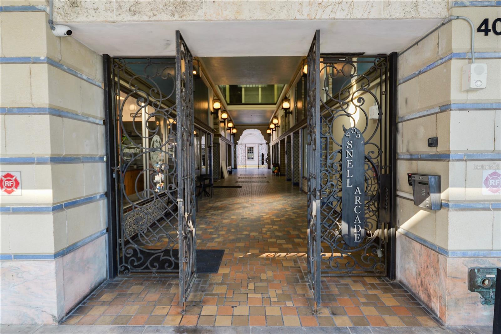 405 CENTRAL AVE #210, ST PETERSBURG, FL, 33701