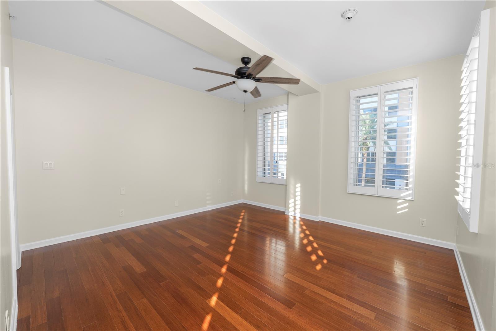 405 CENTRAL AVE #210, ST PETERSBURG, FL, 33701