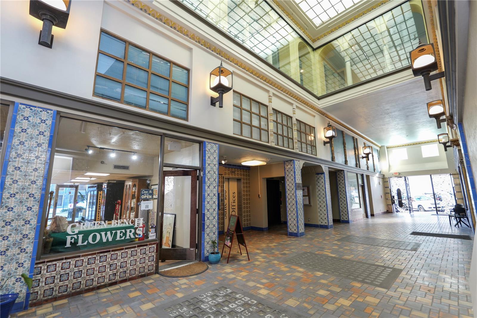 405 CENTRAL AVE #210, ST PETERSBURG, FL, 33701