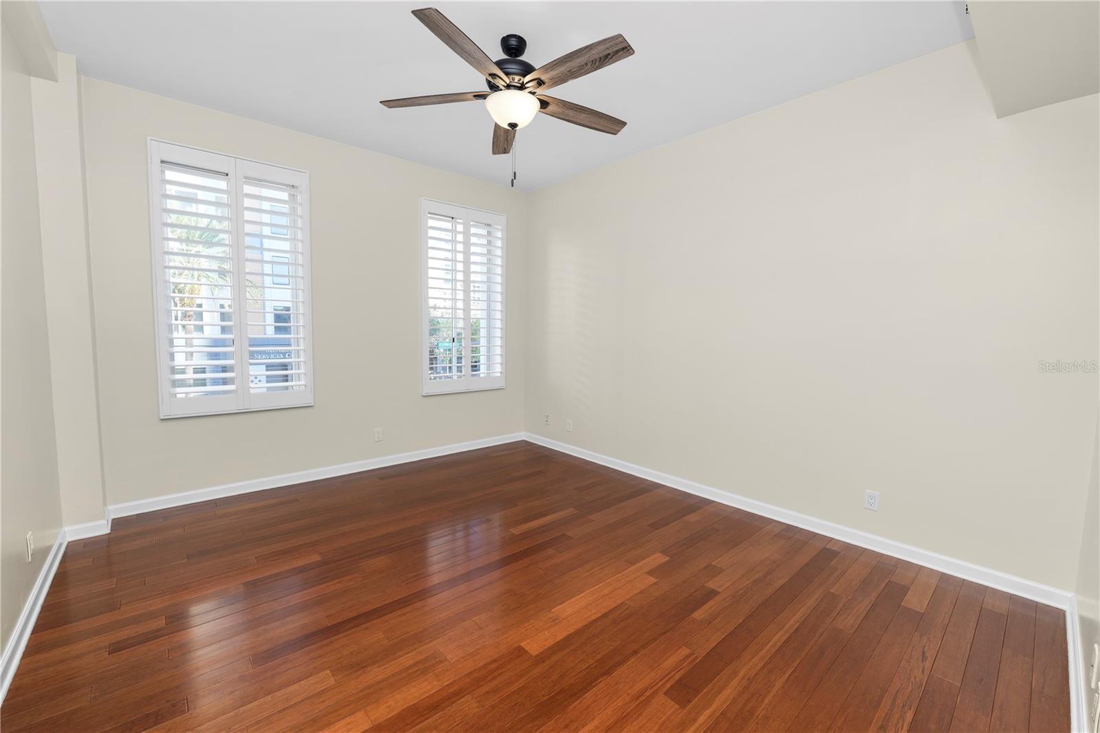 405 CENTRAL AVE #210, ST PETERSBURG, FL, 33701