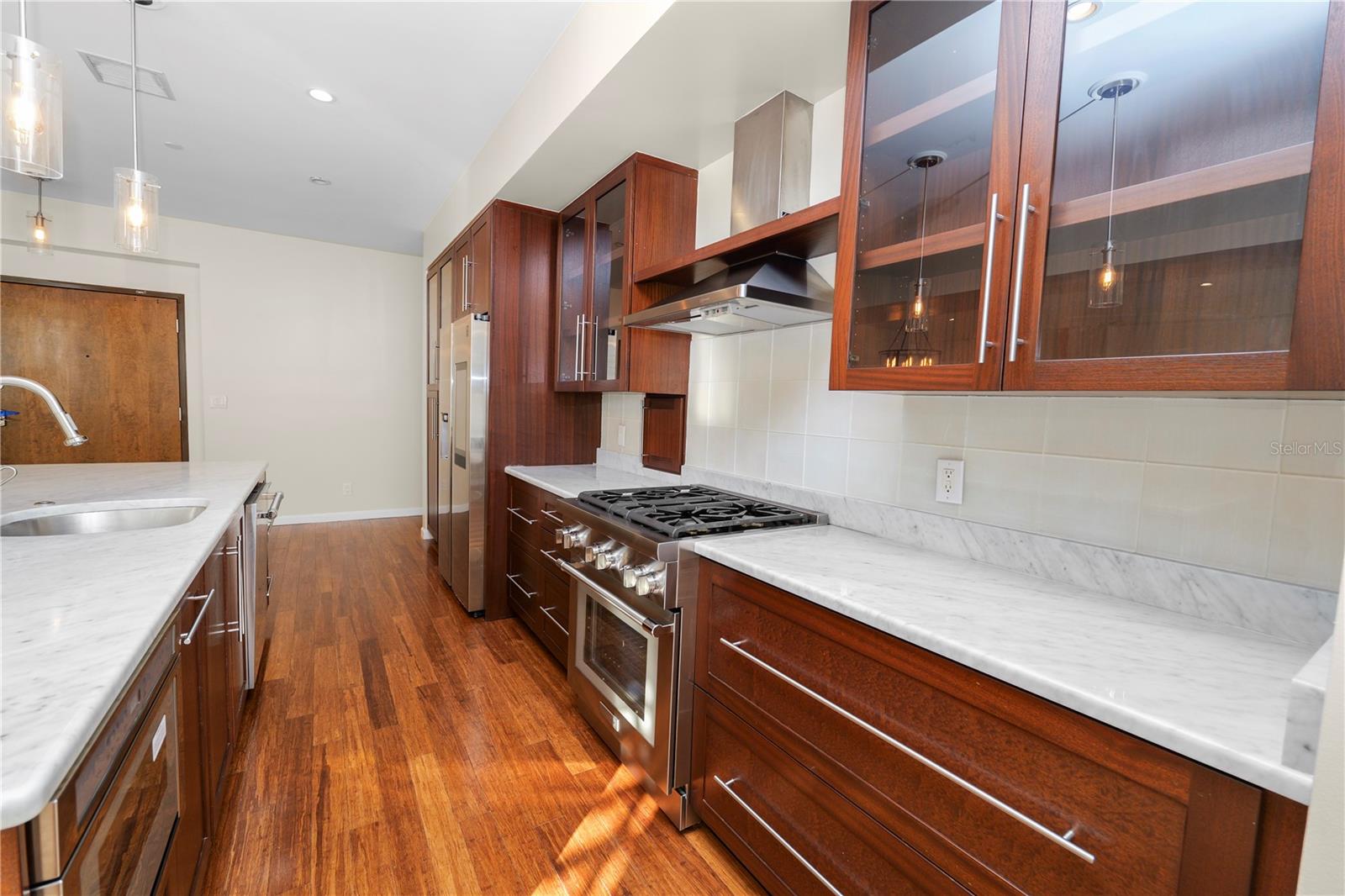 405 CENTRAL AVE #210, ST PETERSBURG, FL, 33701