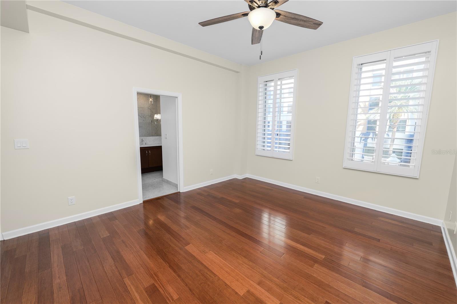 405 CENTRAL AVE #210, ST PETERSBURG, FL, 33701