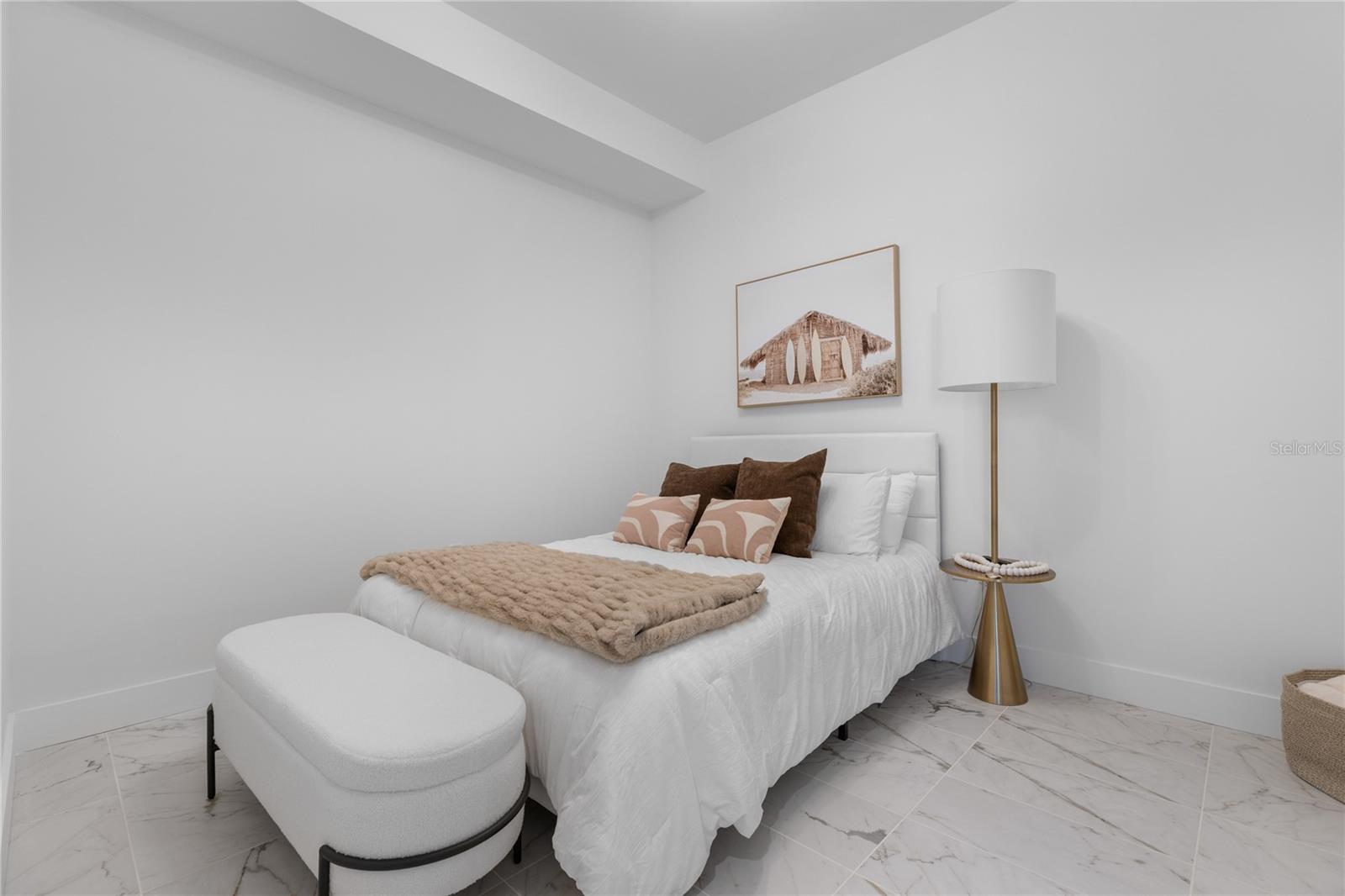 777 3RD AVE N #1702, ST PETERSBURG, FL, 33701