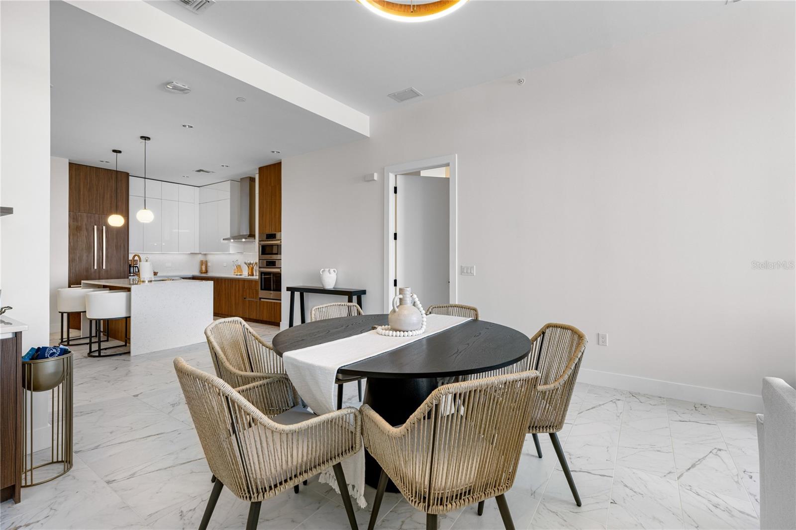 777 3RD AVE N #1702, ST PETERSBURG, FL, 33701