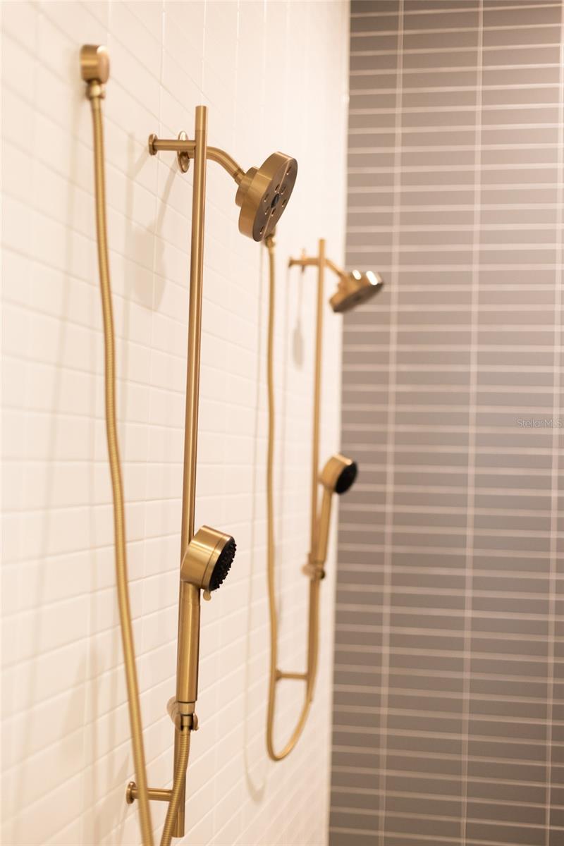 777 3RD AVE N #1702, ST PETERSBURG, FL, 33701