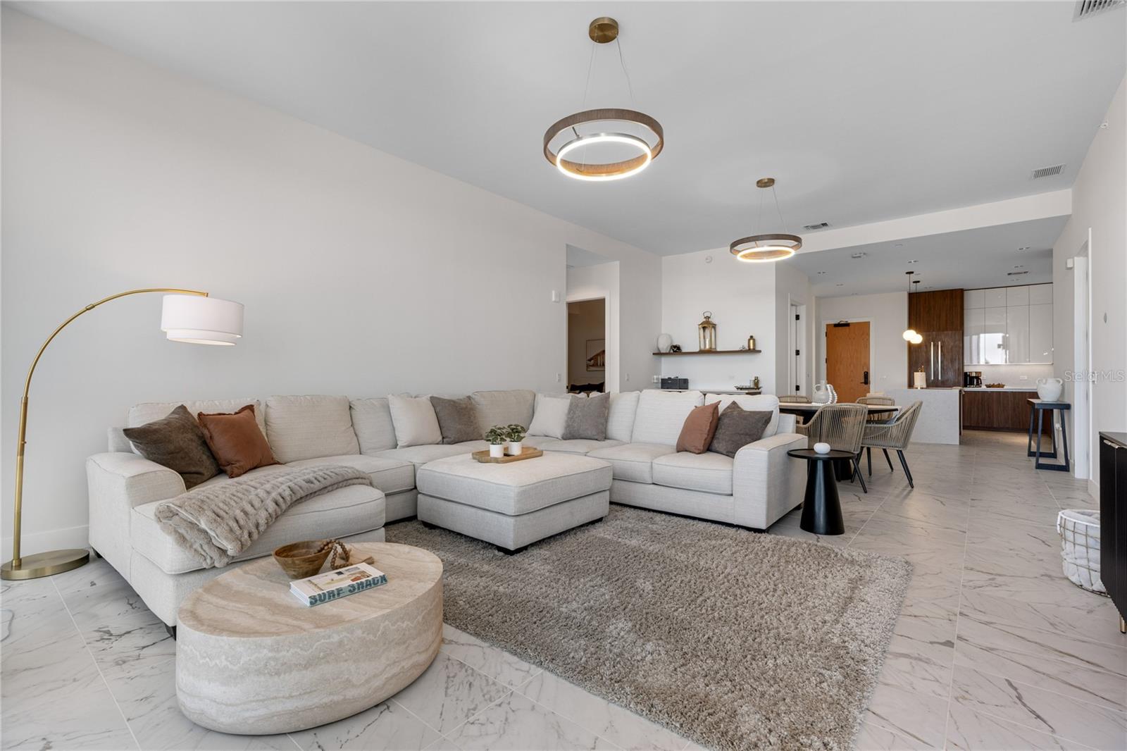 777 3RD AVE N #1702, ST PETERSBURG, FL, 33701