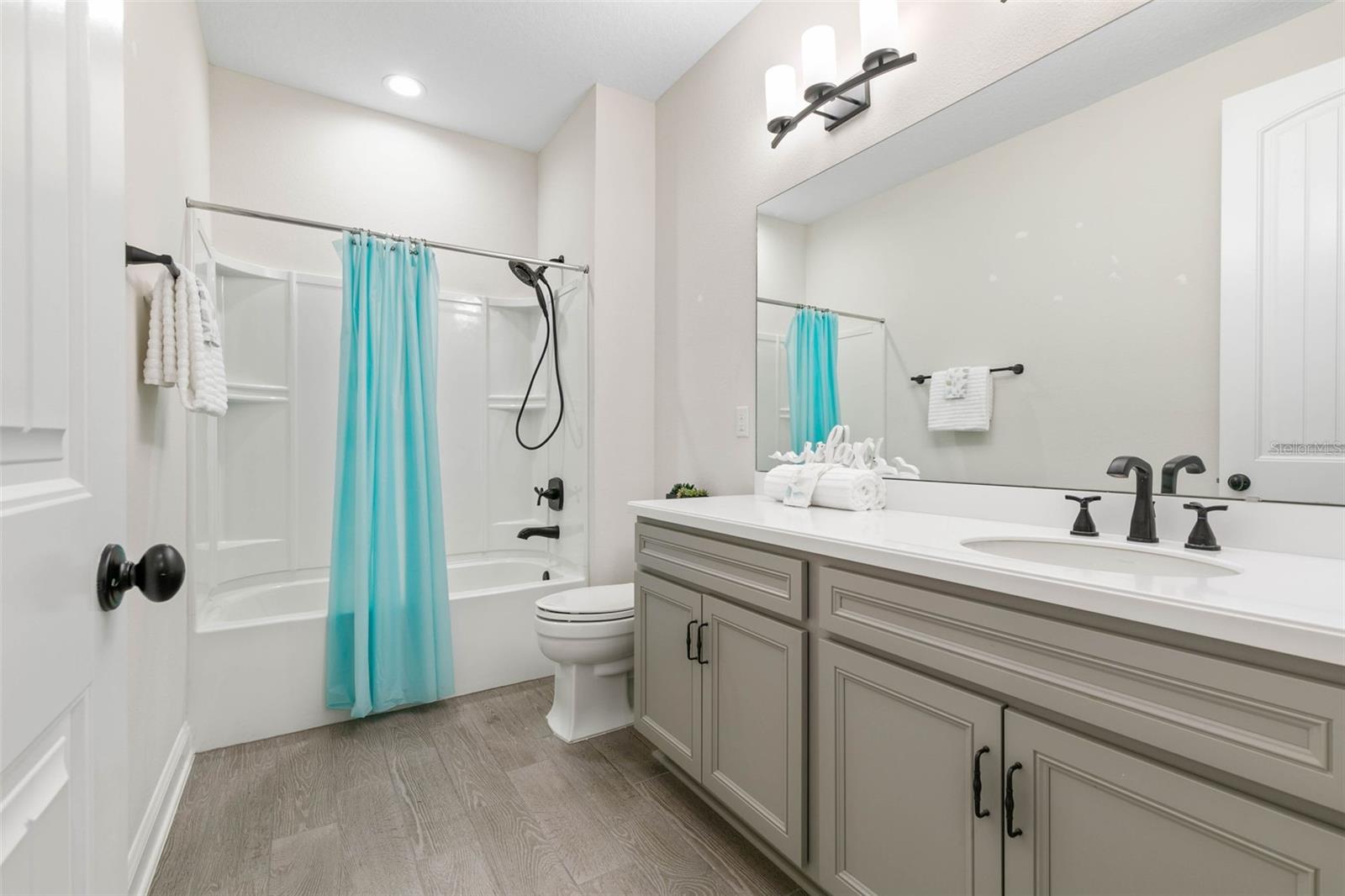 13 LAS BRISAS WAY, PALM COAST, FL, 32137