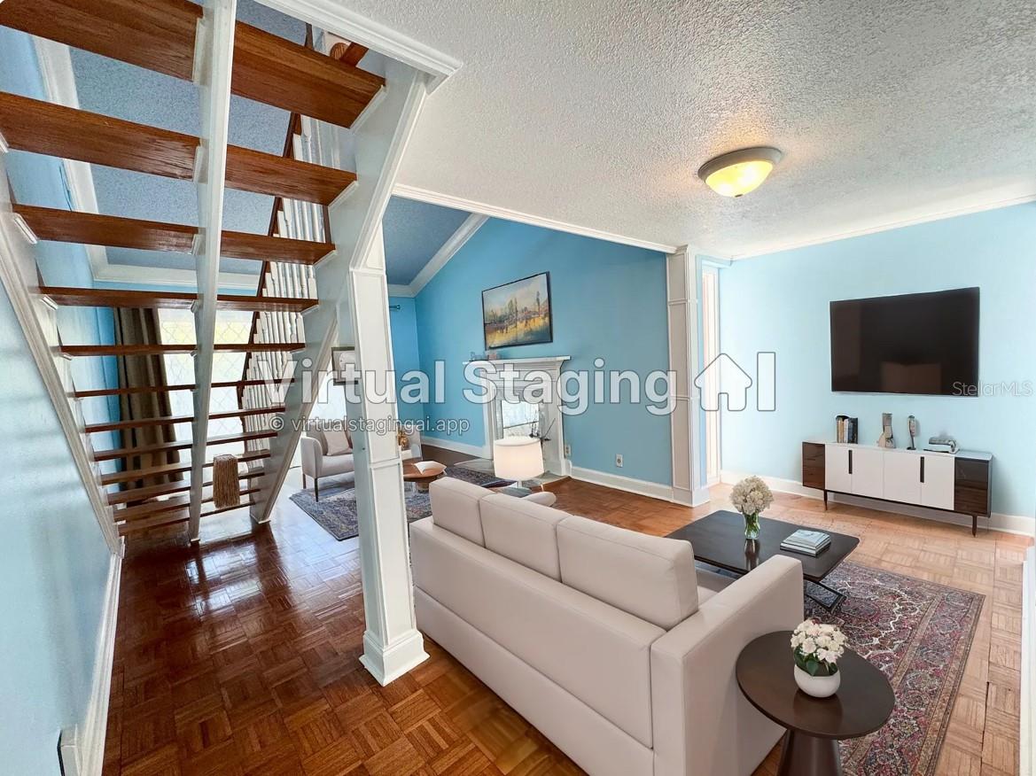 2058 SUNSET POINT RD #11, CLEARWATER, FL, 33765