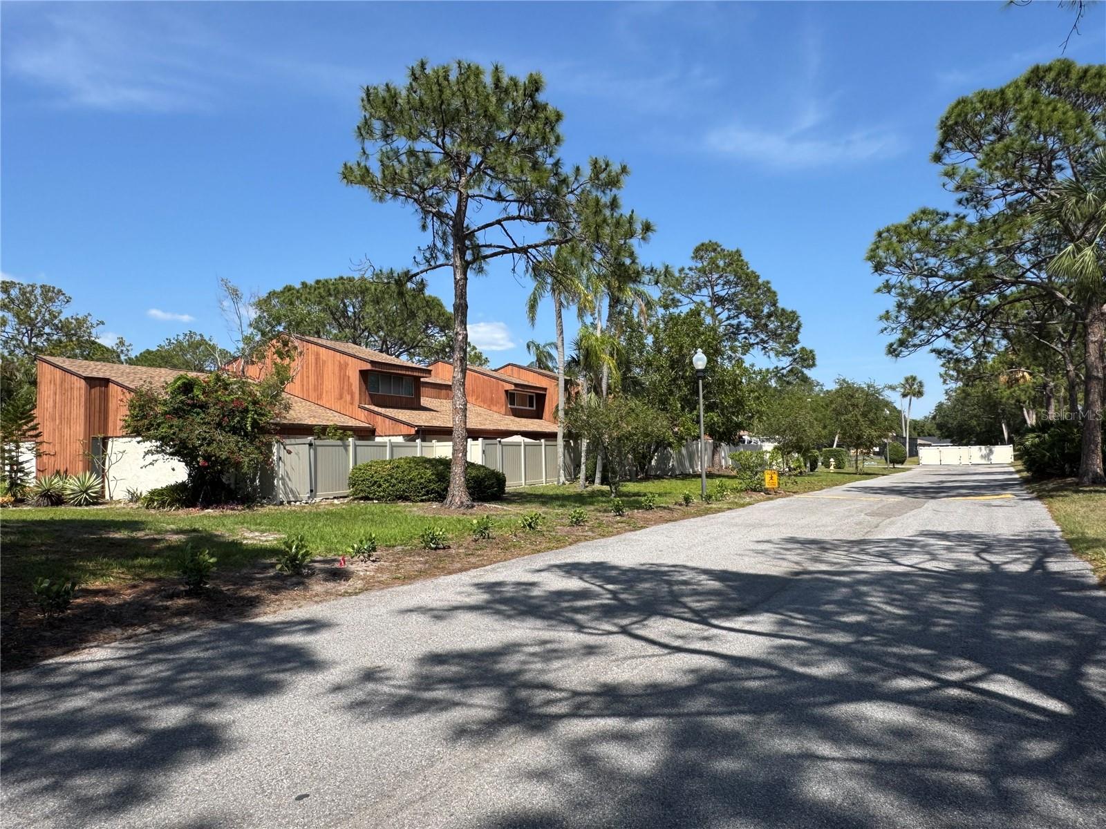 2058 SUNSET POINT RD #11, CLEARWATER, FL, 33765