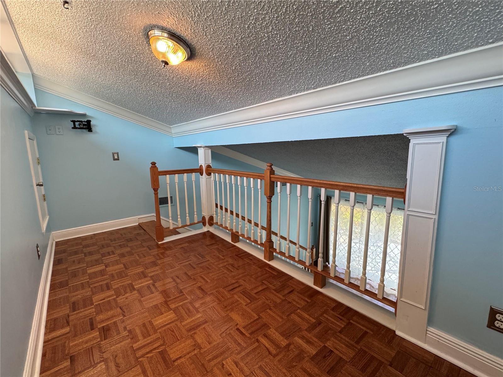 2058 SUNSET POINT RD #11, CLEARWATER, FL, 33765