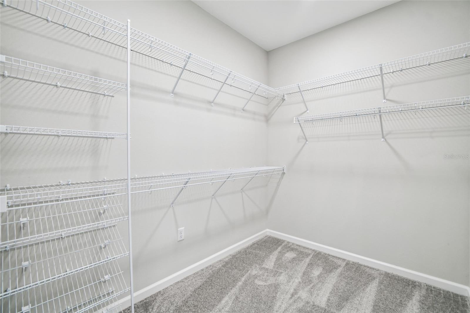 960 HAWKSNEST PT, OVIEDO, FL, 32765