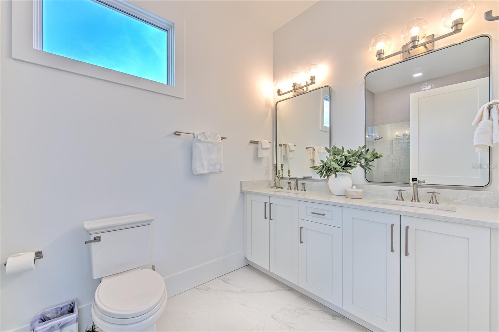 4815 W SUNSET BLVD, TAMPA, FL, 33629