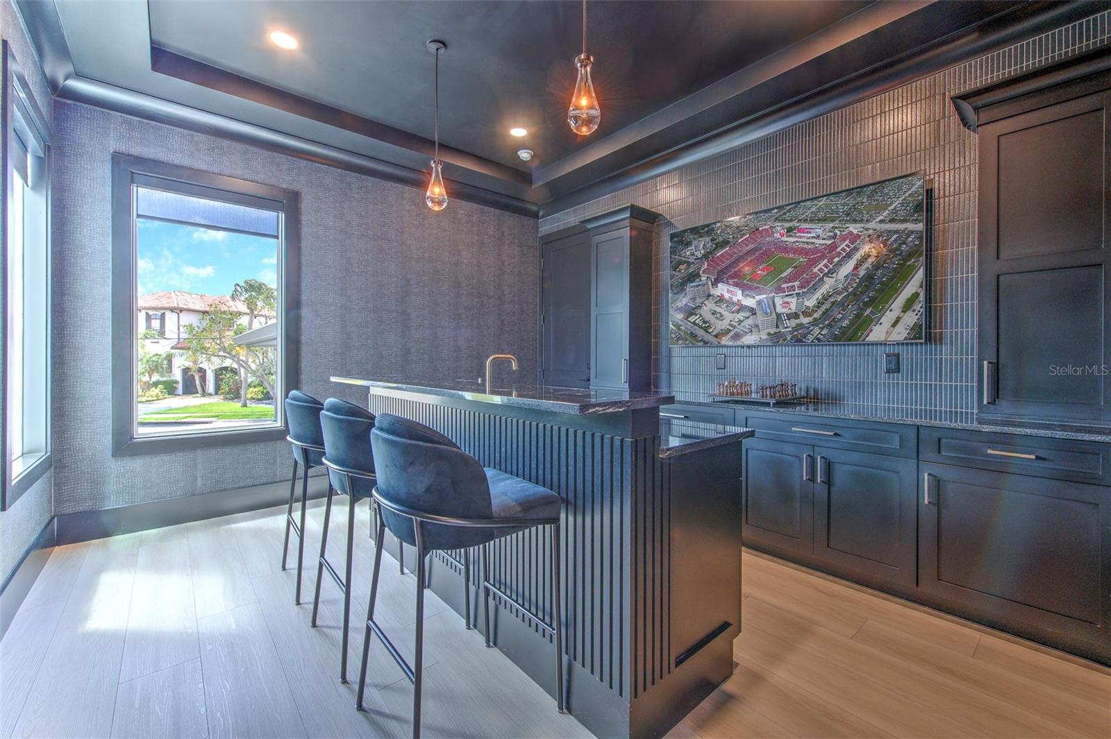 4815 W SUNSET BLVD, TAMPA, FL, 33629