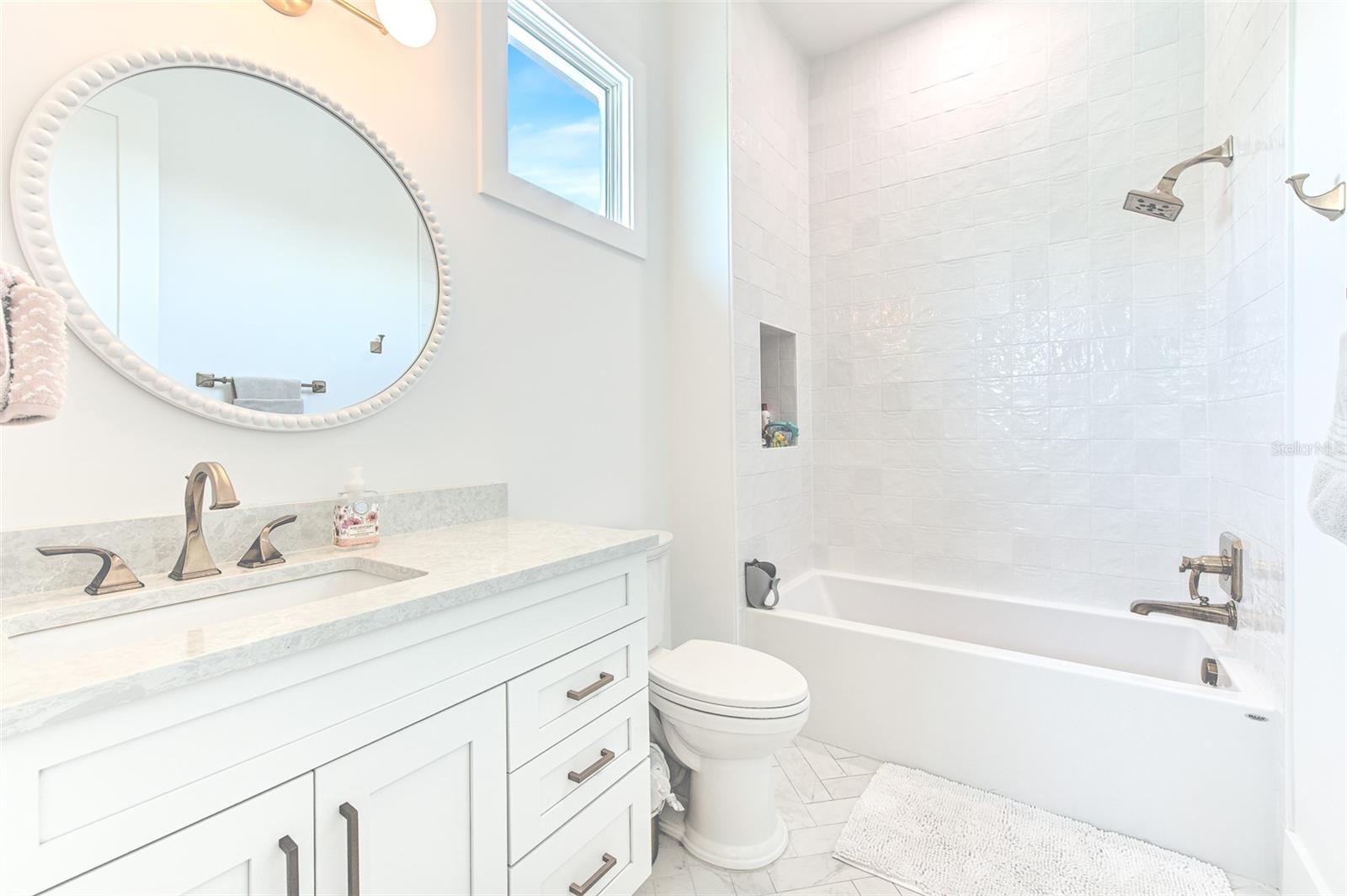 4815 W SUNSET BLVD, TAMPA, FL, 33629