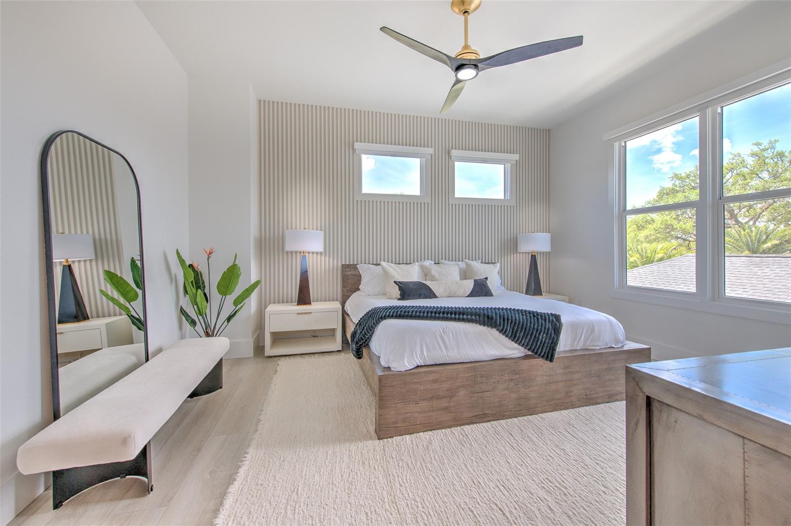 4815 W SUNSET BLVD, TAMPA, FL, 33629