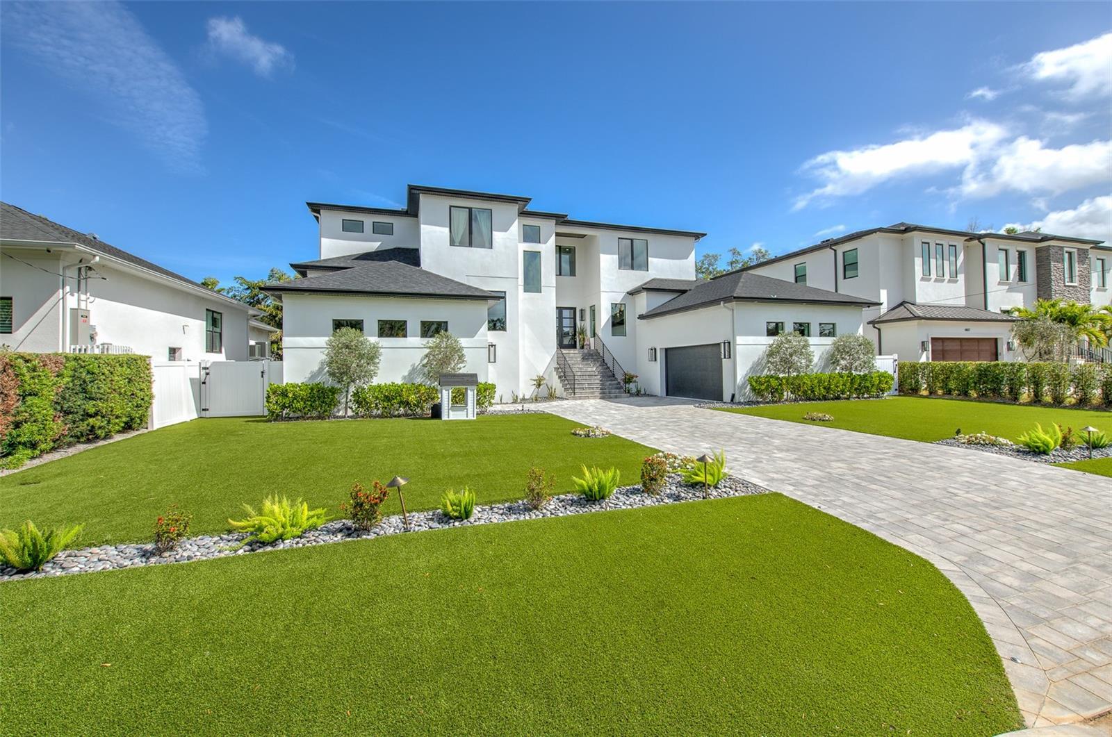 4815 W SUNSET BLVD, TAMPA, FL, 33629