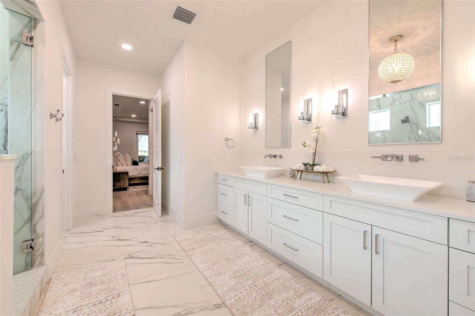 4815 W SUNSET BLVD, TAMPA, FL, 33629