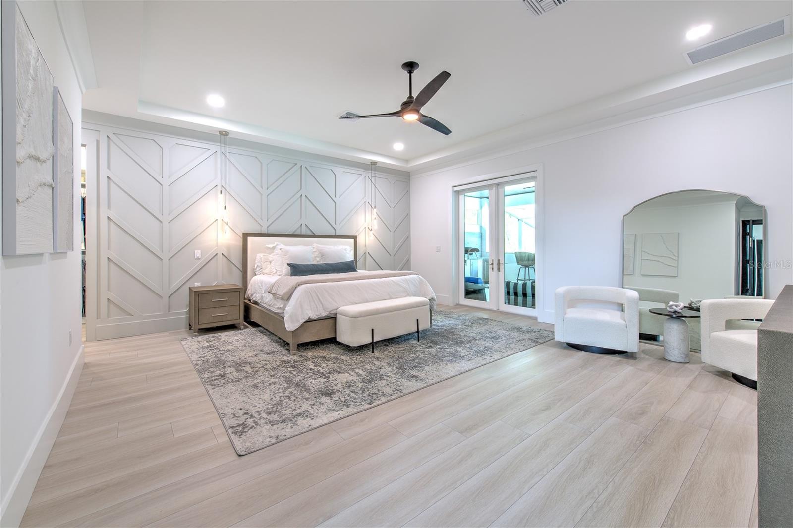 4815 W SUNSET BLVD, TAMPA, FL, 33629