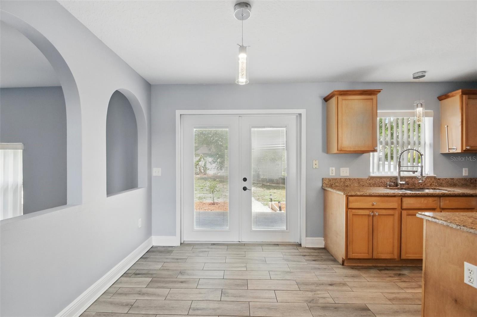 905 CASCADE FALLS LN, DELAND, FL, 32720