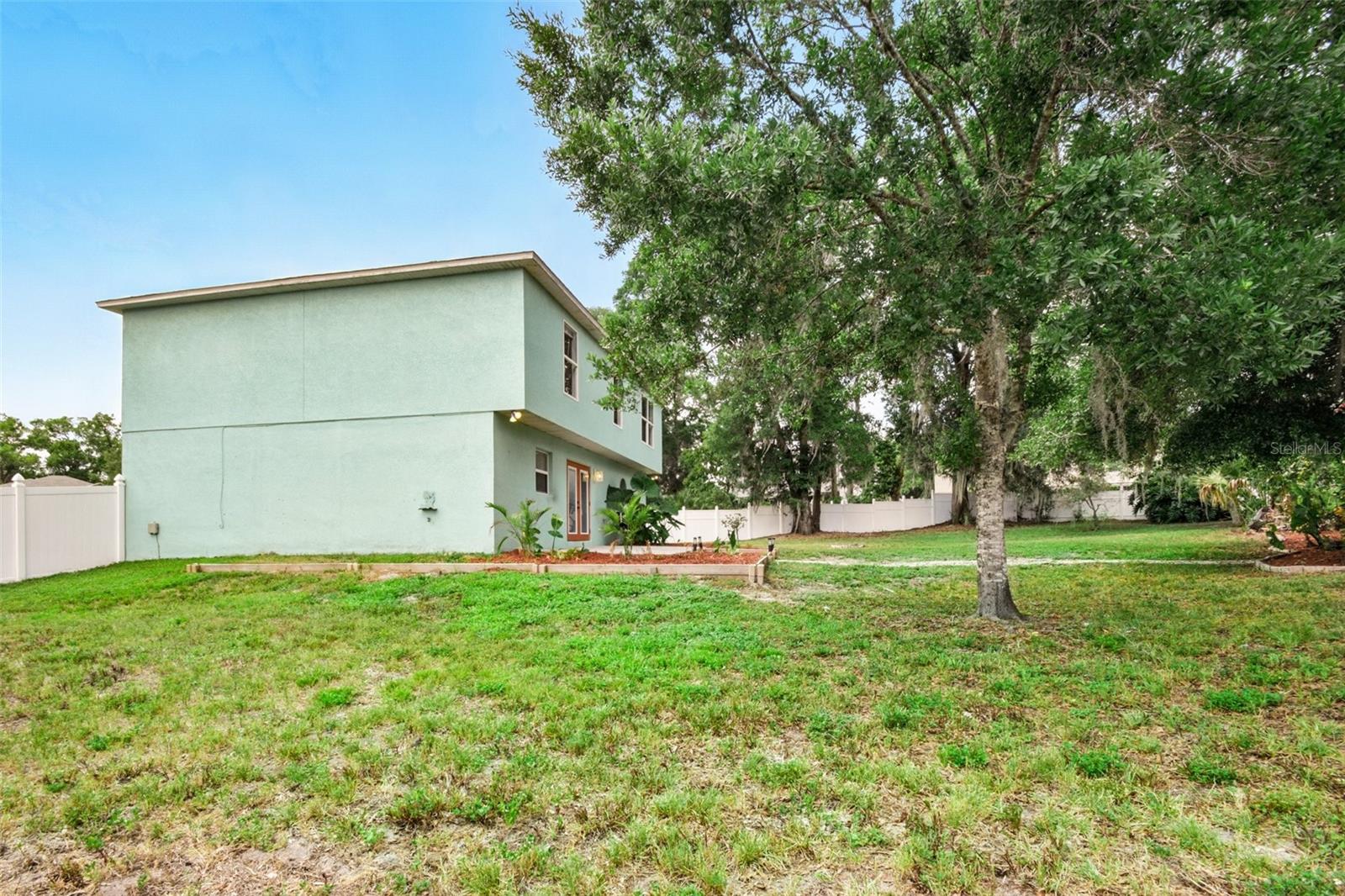 905 CASCADE FALLS LN, DELAND, FL, 32720