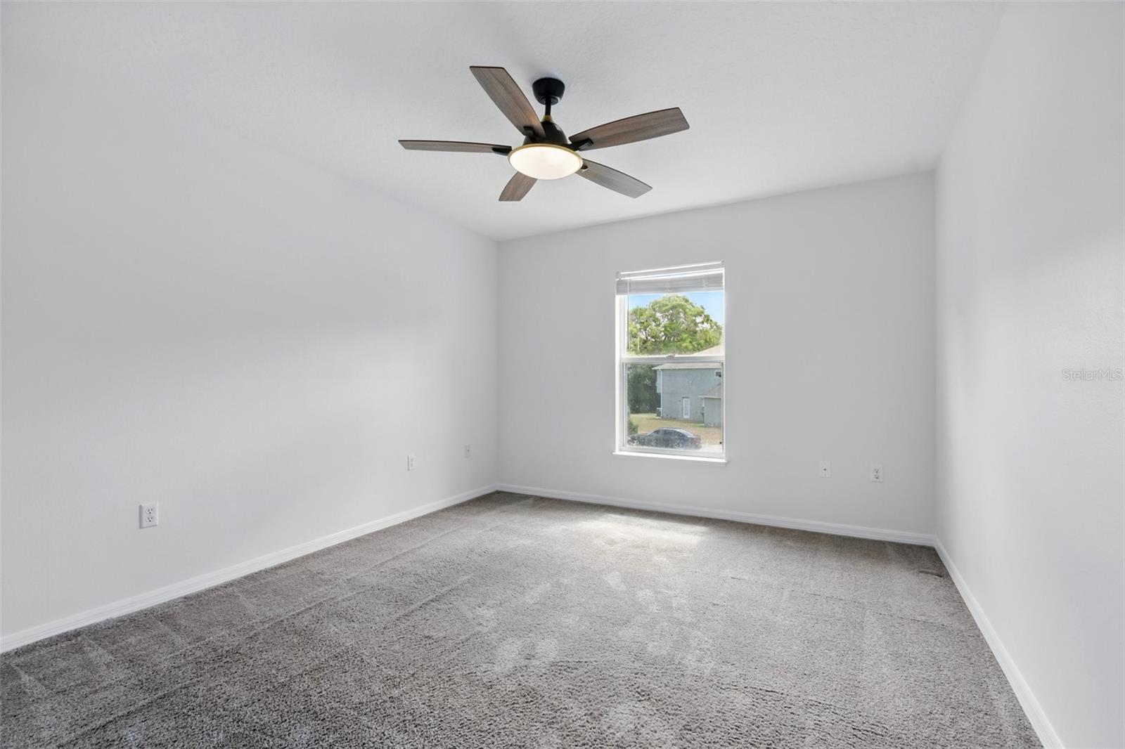 905 CASCADE FALLS LN, DELAND, FL, 32720
