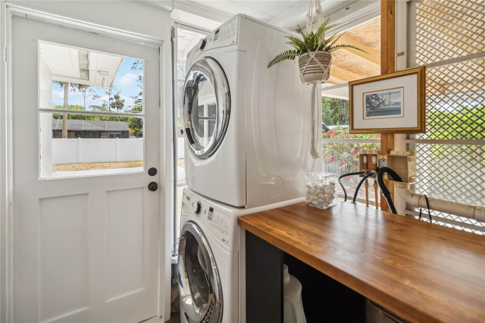 1121 MAGNOLIA AVE, DAYTONA BEACH, FL, 32114