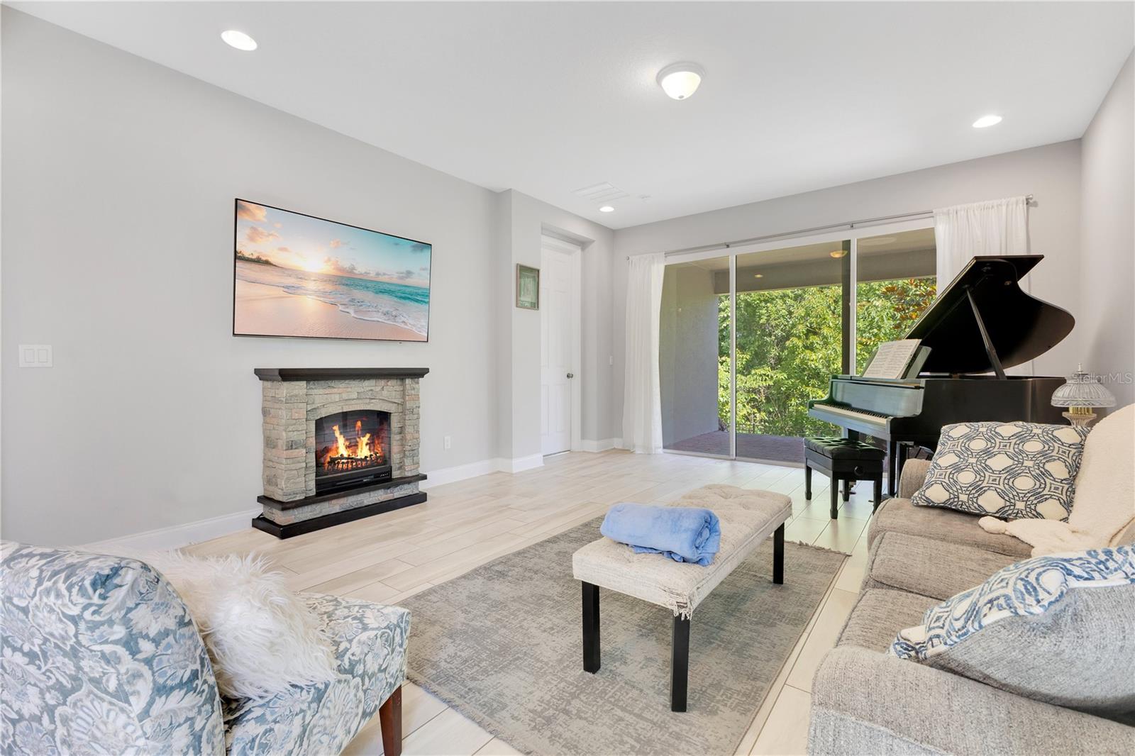 2127 BAY LINE RD, OAKLAND, FL, 34787