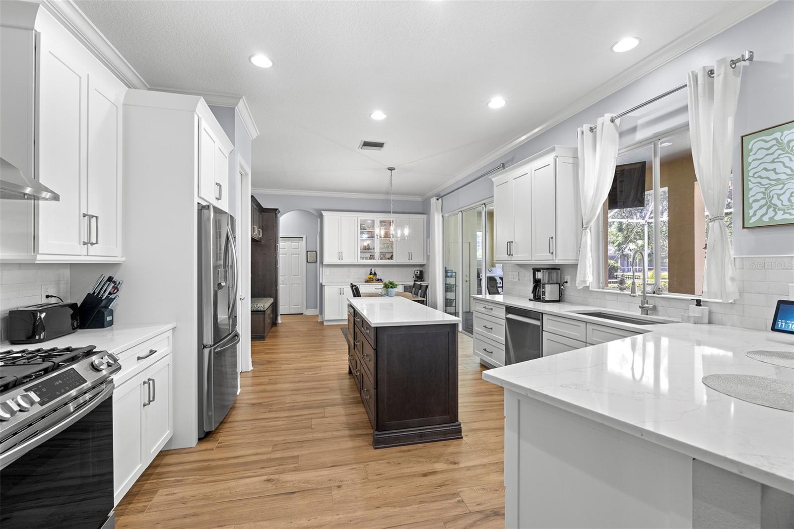 2207 CLIMBING IVY DR, TAMPA, FL, 33618