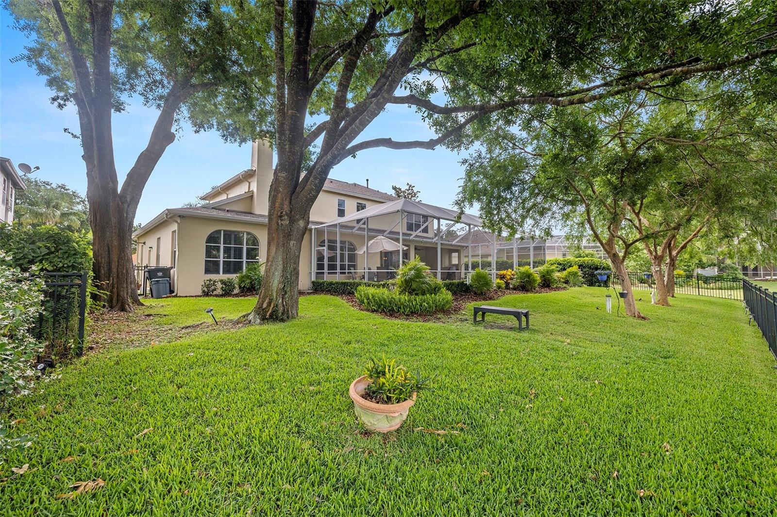 2207 CLIMBING IVY DR, TAMPA, FL, 33618