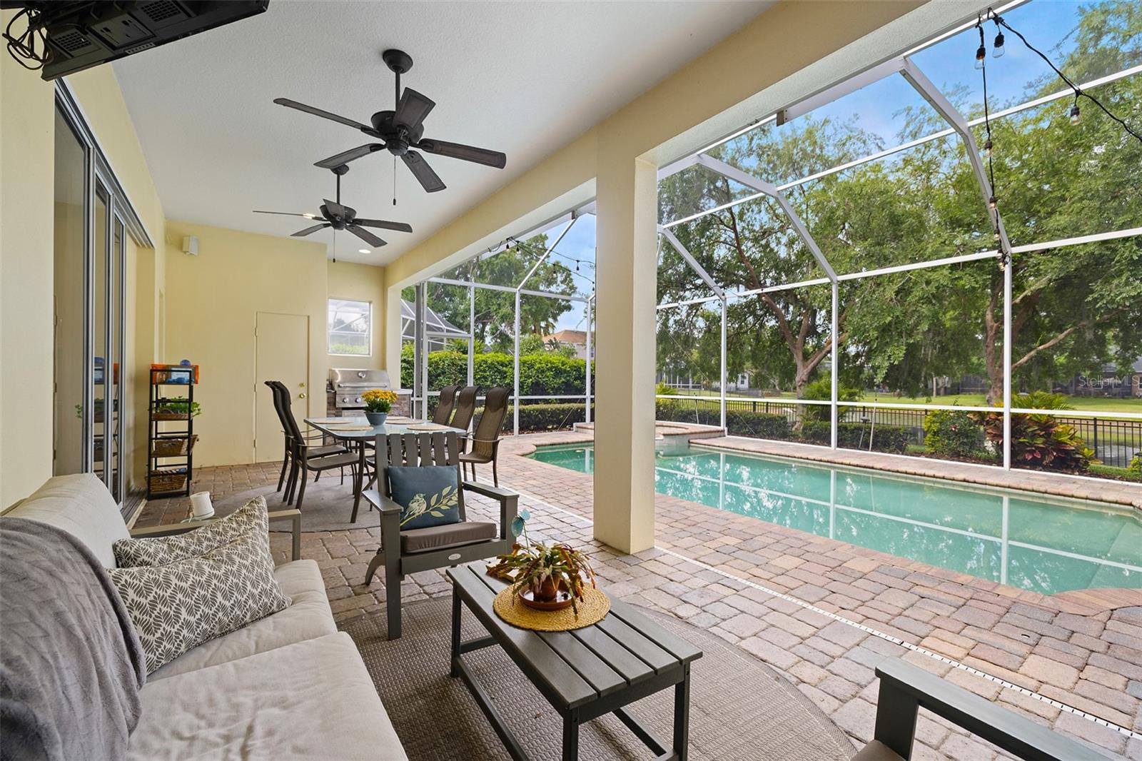 2207 CLIMBING IVY DR, TAMPA, FL, 33618