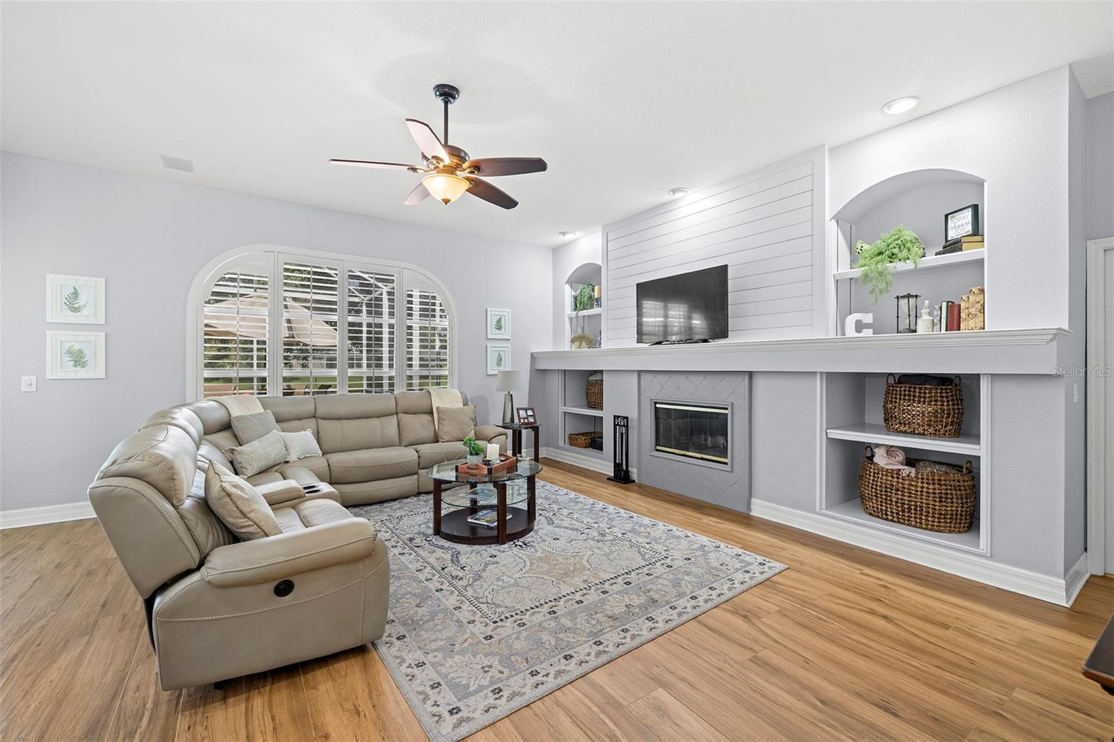 2207 CLIMBING IVY DR, TAMPA, FL, 33618