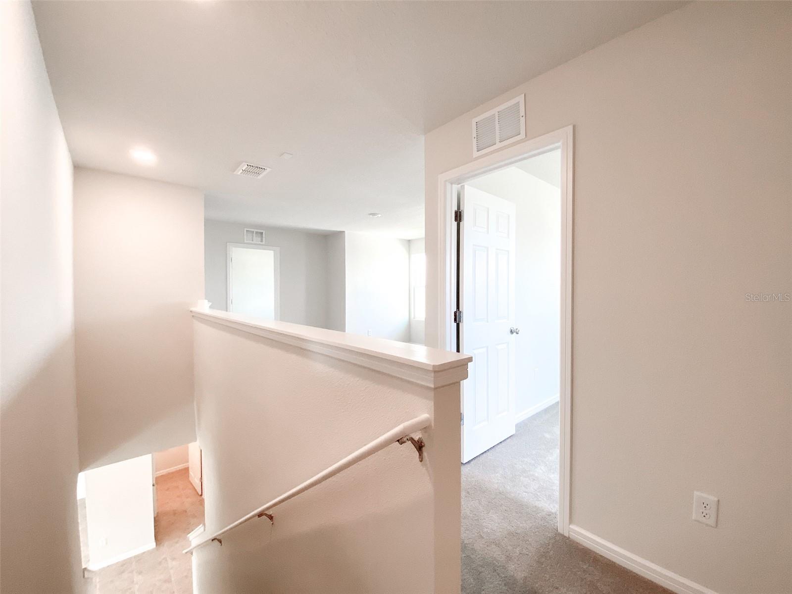 1564 ASPEN AVE, DAVENPORT, FL, 33837