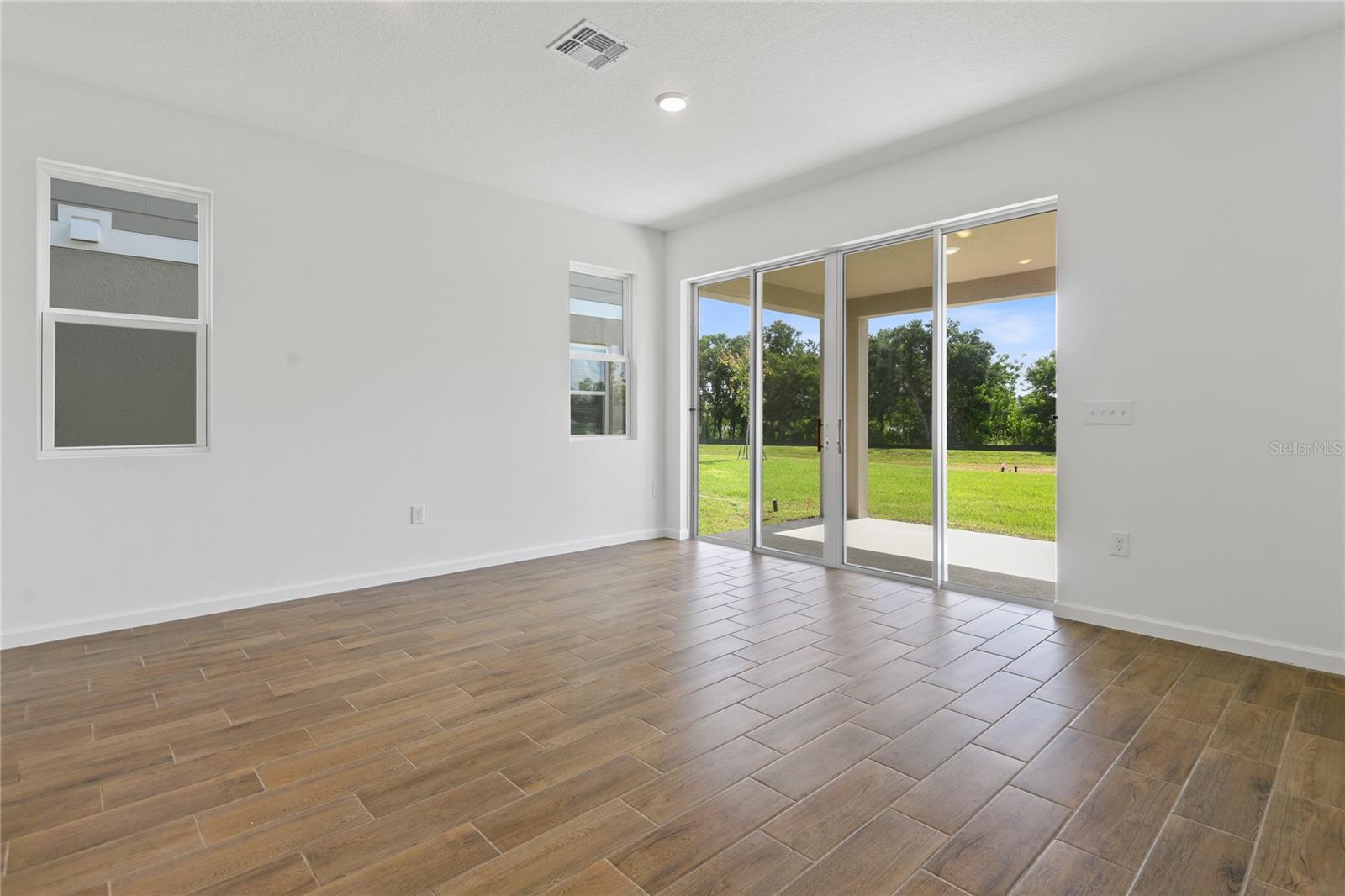 741 LAKE DELL AVE, DUNDEE, FL, 33838