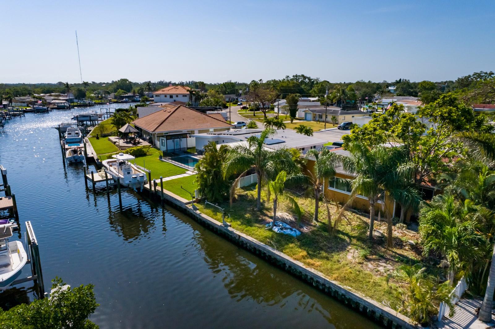 9469 TREASURE LN NE, ST PETERSBURG, FL, 33702